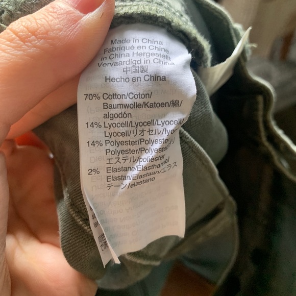 9" Mid-Rise Skinny Jeans: Garment-Dyed Button-Front Edition - Picture 3 of 6